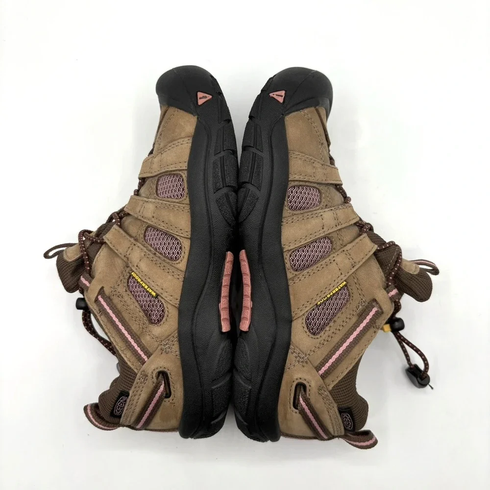 KEEN Hiking‎ Shoes Big Kid Size 3 Brown Pink Waterproof Outdoor Shoe